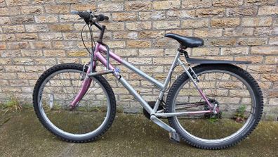 Indi ATB 1 - Women's Mountain Bike (Locker + Bell)