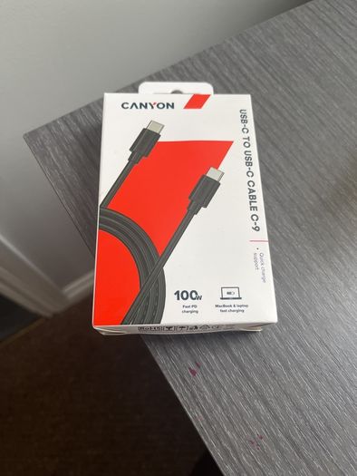 Usb C cable