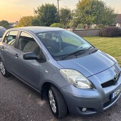 Toyota Yaris 2011