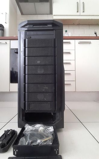 Cooler Master Storm Trooper Full Tower case (ATX)