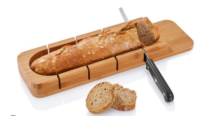 Baguette chopping board