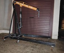 Engine Crane