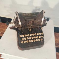 Oliver typewriter