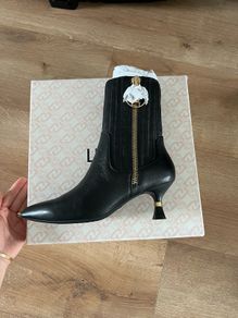 boots /brand new