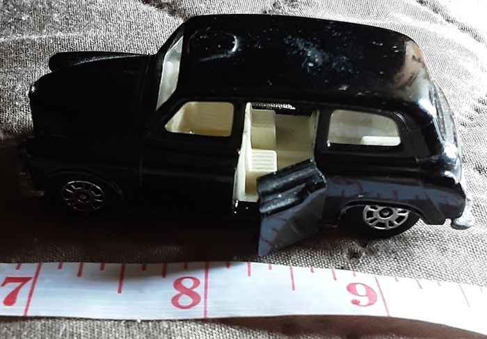 Corgi black cab