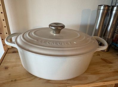 Le Creuset Cast Iron Oval Casserole