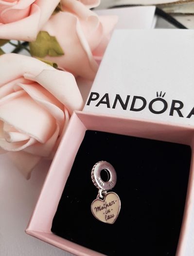 New genuine pandora mother in law  charm