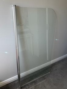 Bathtub mirror