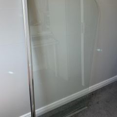 Bathtub mirror