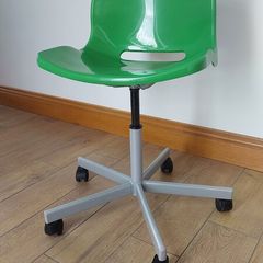 kids desk chair