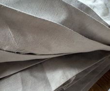 New 50cm x 34cm linen placemat in dove grey