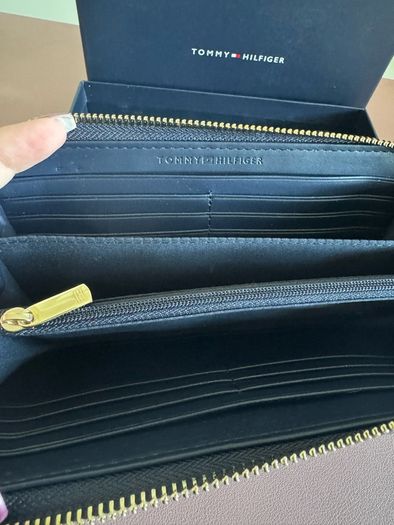 Tommy Hilfiger Purse/Wallet - Brand new in box