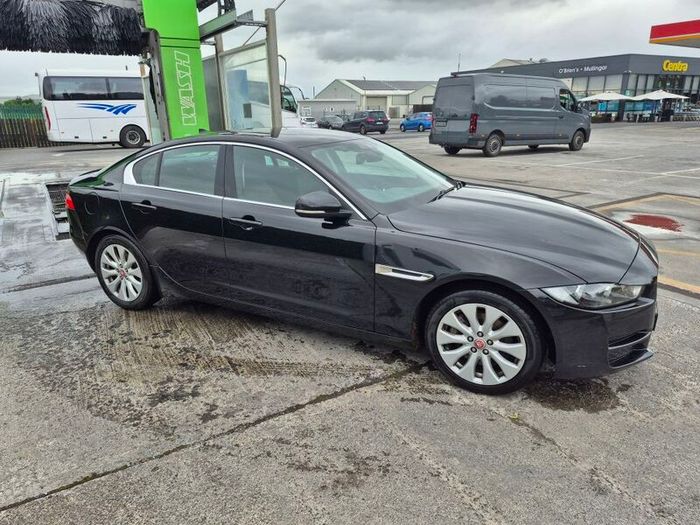 2016 Jaguar Xe