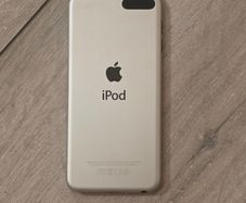 iPod Touch 5th Gen 16gb (Free Post)