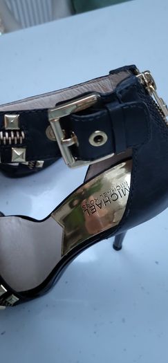 Michael Kors black and gold sandals Sz 40 (Fit 7-7.5UK) - Bnwot Rrp 240
