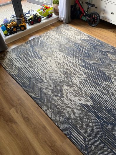 Rug