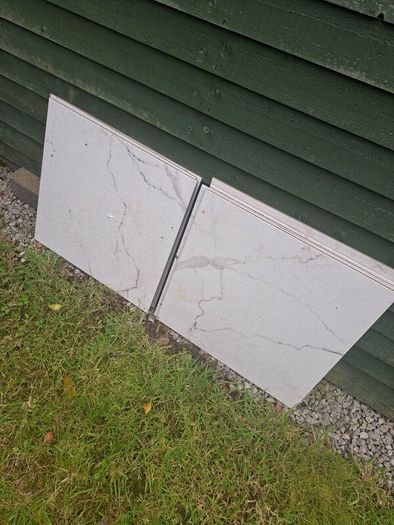 Free tiles