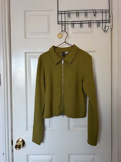 Khaki green fitted zip up long sleeve