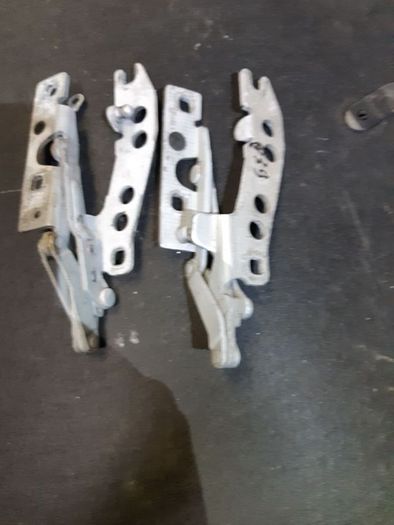 Bmw 5 Series E39 Front Left And Right Side Bonnet Hinge Set Pair