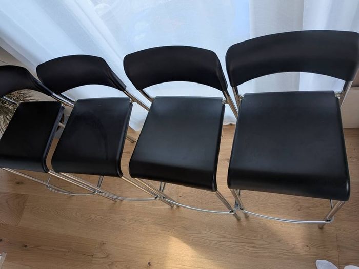 4 Bar Stools