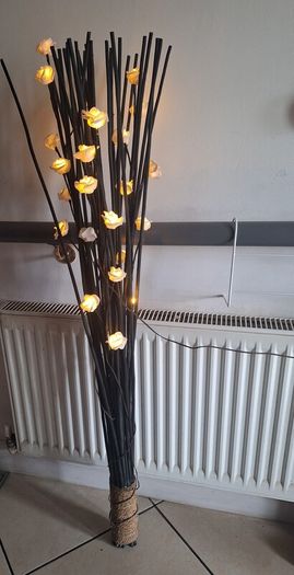 Floor lamp