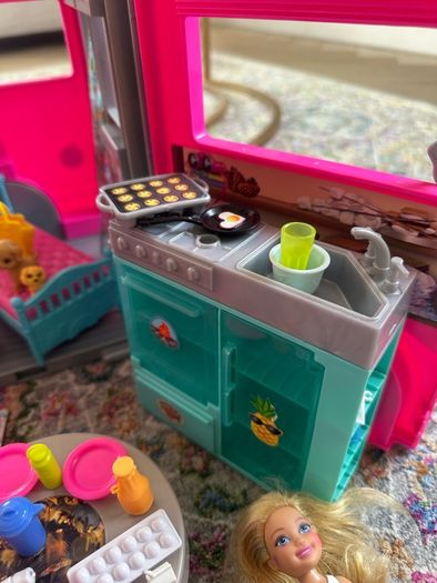 Barbie Campervan/Slide/Pool/Dolls/Accessories