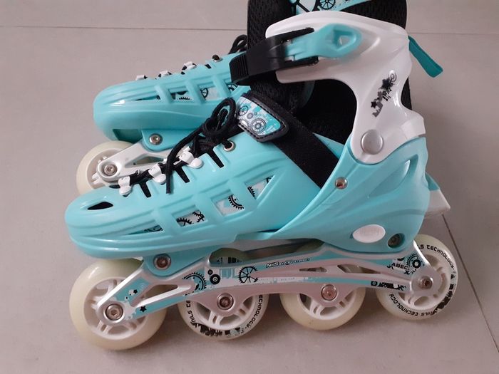 3 in 1 roller skates