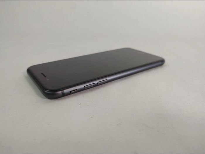 iPhone 8 64GB unlocked black