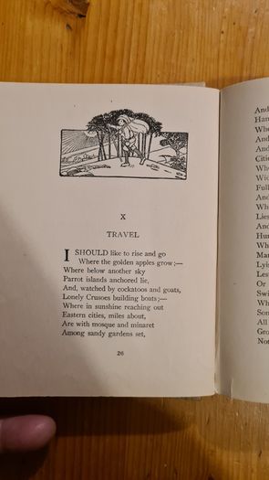 Children's Books. 1x Old Mother Hubbard. 2 X The Gingerbread Man. 3x The Childs Garden Of Verse. By Robert Louis Stevenson Illustrated.
