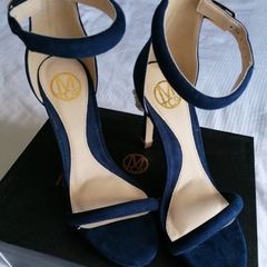 Millie & Co. sandals - brand new, size 4