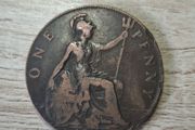 Great Britain UK 1912 One Penny George V Coin - free standard postage
