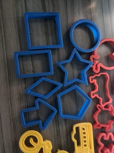 Kids shape cutters