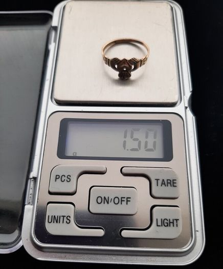 Claddagh ring 9ct gold