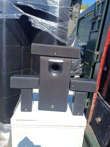 Yamaha 5.1 speaker system