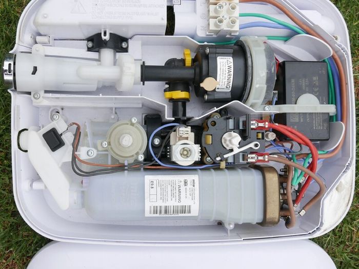 Mira Elite SE 9.8kW Super Quiet Electric Shower