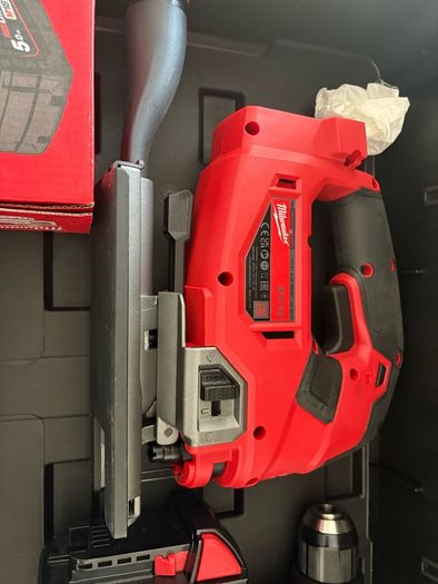 Milwaukee Jigsaw and Drill