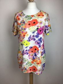 F&F Ladies floral short Dress size 14 postage included