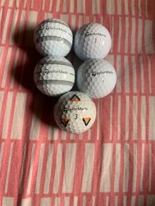 Taylormade TP5 golf balls (5)