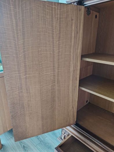 Beautiful antique oak cabinet