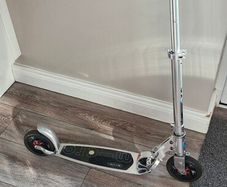 Micro 2 wheel Scooter