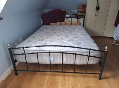 Double bed