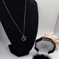 9ct white gold necklace