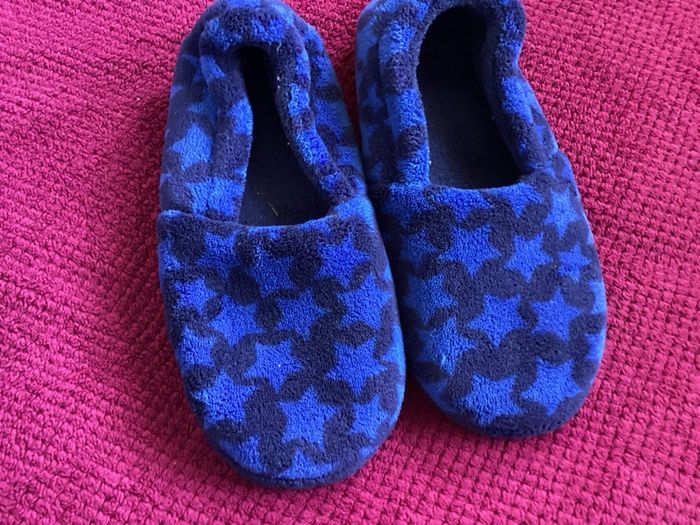 M&S slippers size 4