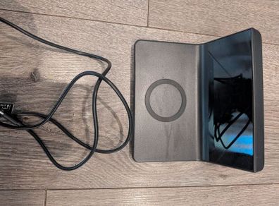 Nedis Alarm Clock and Wireless Charger