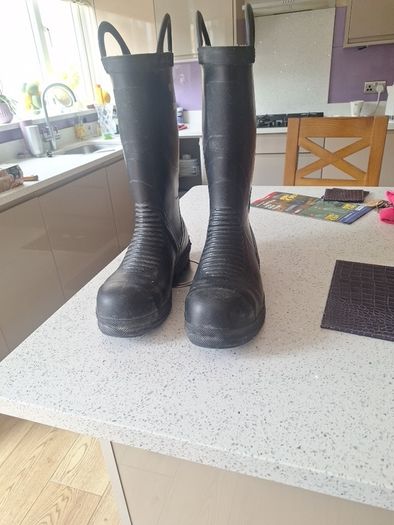 safety boots