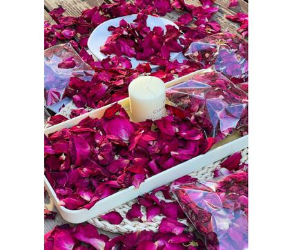 Bag of Dried Rose Petals - great for spa treatments / aromatherapy/ relaxing baths etc