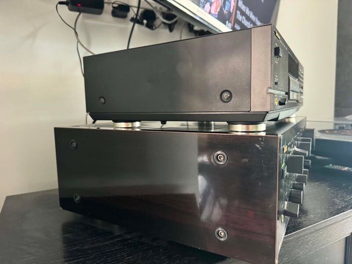 Amplifier Akai Am 95