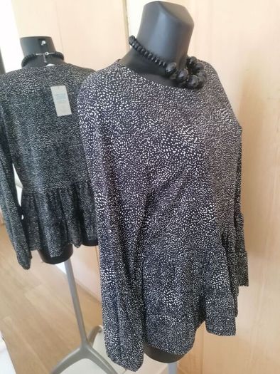 Women's Top NWT SIZE Medium