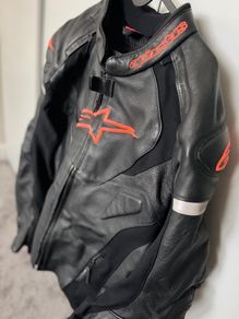 Alpinestars Tech Leather Jacket & Missile V2 Leather Pants - Matching 2-Piece Suit - Excellent Condition