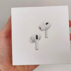 Apple ear pods 2nd Gen (brand new)
